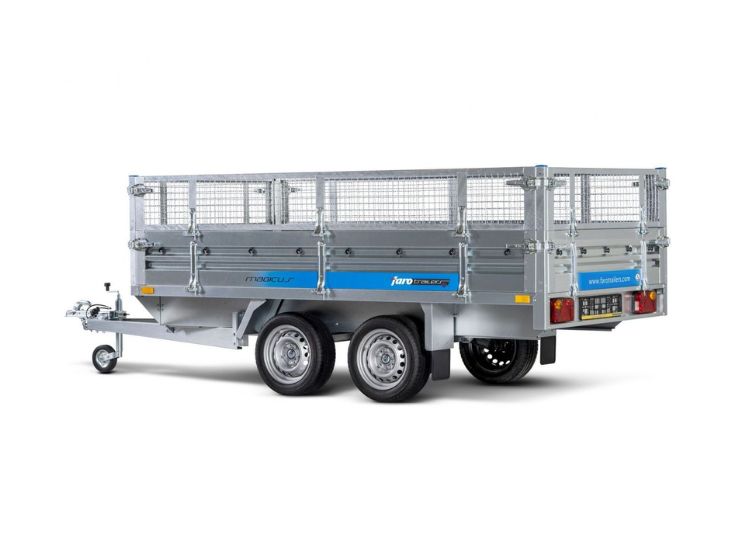 PRZYCZEPA Z NADSTAWKAMI